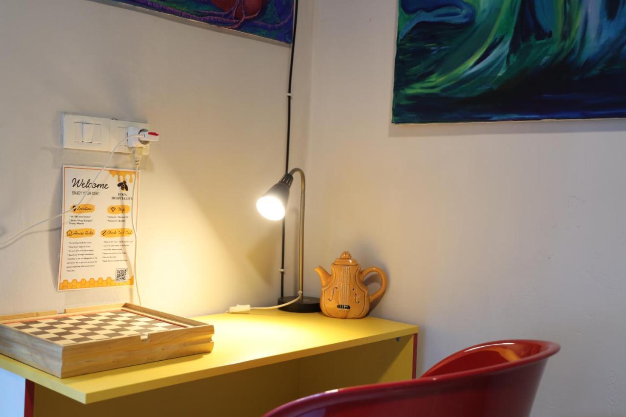 Hoja Hostel ティラナ エクステリア 写真